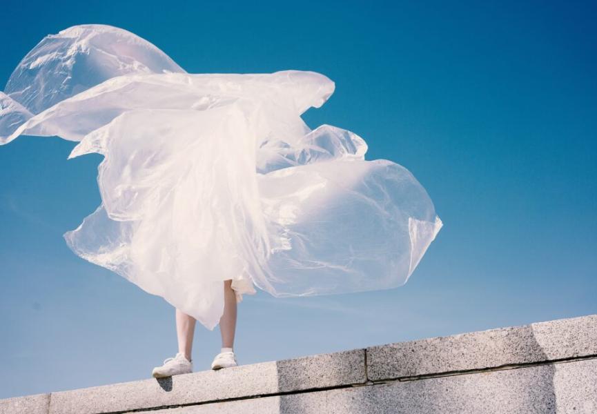 C’est vous qui allez faire disparaître le plastique ! 5 astuces pour y arriver…